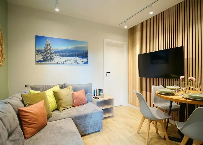 Everysky - Slowackiego 5a-b 4*